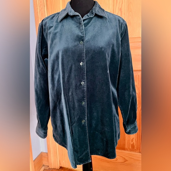L.L. Bean Tops - LL Bean Women's Teal Button Front Velvet Soft Cotton SZ M Blouse Top Shirt Cozy